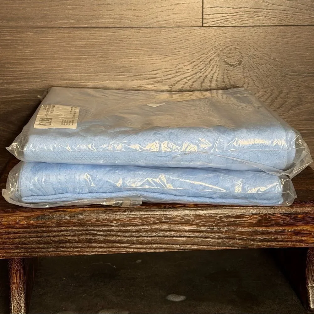 The Company Store Putnam Cotton Matelassé Shams (2), King. Corn Flower Blue. NWT